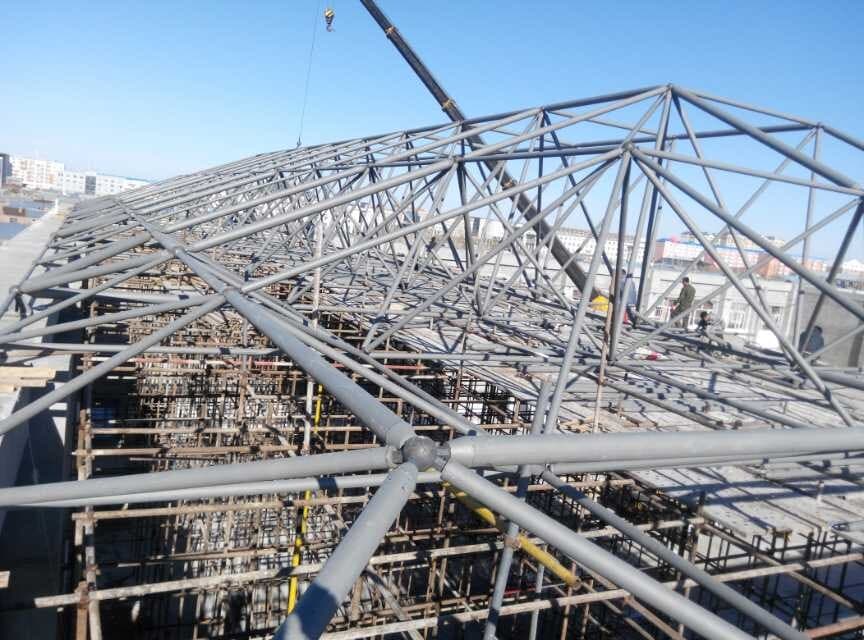 仁怀商贸城屋顶网架工程